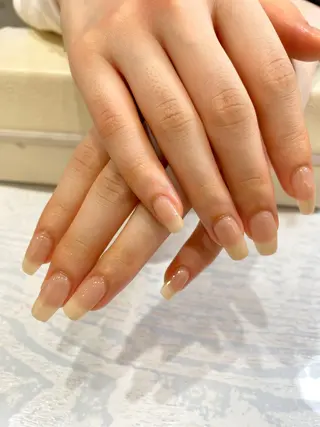 ネイル Nest 岩崎のネイルデザイン