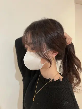 セミロング 韓国ヘア レイヤーカットのヘアスタイル