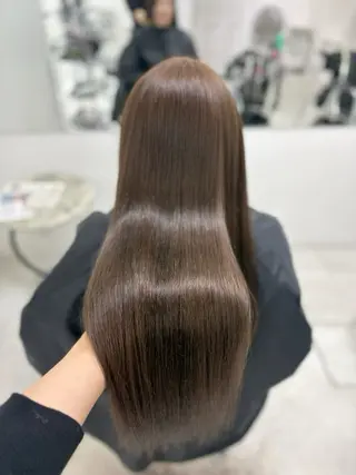 ロング カラー ATRA所属・ワンホン級艶髪 🤍𝑀𝐼𝐻𝑂のヘアスタイル