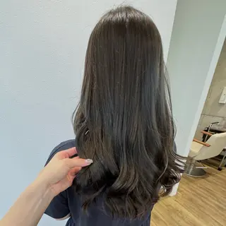 ロング カラー Rim hair’s BEAU group所属・杉江 恋波のヘアスタイル