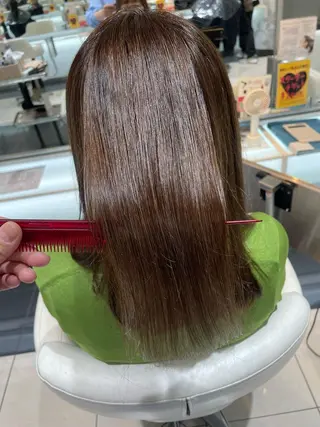 セミロング 髪質改善カラー 清利あやなのヘアスタイル