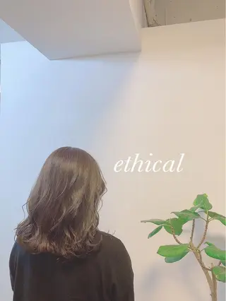 セミロング カラー 【エシカル】 HOSOMIのヘアスタイル