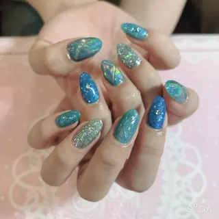 ネイル luna 🐈‍⬛のネイルデザイン