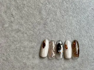 ネイル 友田 晴香のネイルデザイン