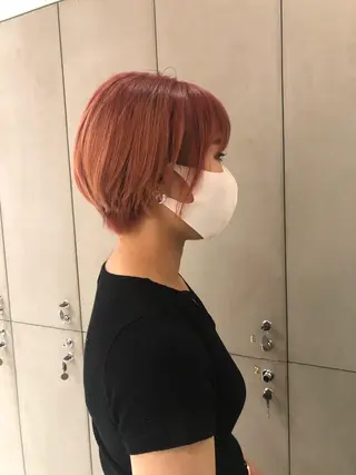 ショート カラー 古屋 花織のヘアスタイル