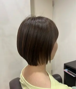 ショート CLALA Abeno所属・河上 玲のヘアスタイル