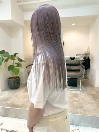 ロング カラー kai .のヘアスタイル