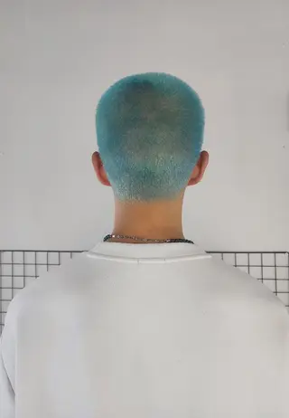 メンズ カラー Backbocker所属・ハイトーン/ブリーチ /デザインカラーのヘアスタイル