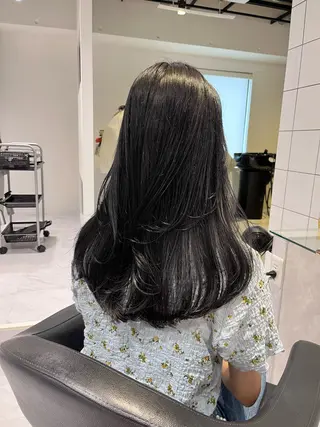 ロング カラー 髪質改善🩰透明感カ ラー🎀hinanoのヘアスタイル