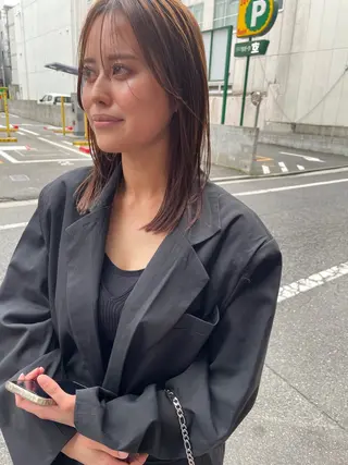 セミロング さの あやねのヘアスタイル