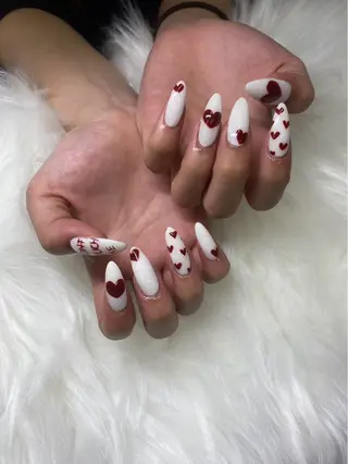ネイル PEEKABOO京橋 EYE&NAILのマツエク・マツパデザイン