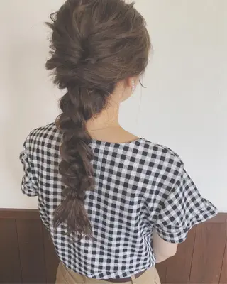ロング カラー ヘアアレンジ HAIR LEAP所属・LEAP MISAの眉毛・アイブロウイメージ