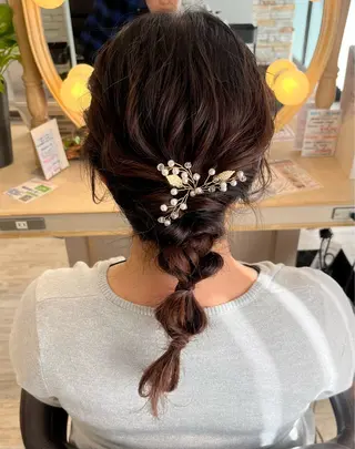 セミロング ヘアアレンジ KEEN.渋沢/ 横溝小夏のヘアスタイル