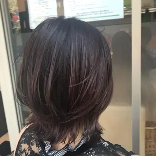 ミディアム カラー 関 桃子のヘアスタイル