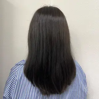 セミロング カラー 小関 未悠の眉毛・アイブロウイメージ