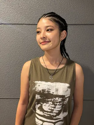 セミロング カラー ヘアアレンジ yuka カットモデル🌲†のヘアスタイル