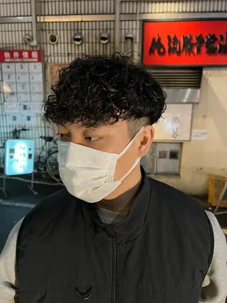 ショート パーマ メンズ 波巻きスパイラルパー マ/シャドウパーマ駿のヘアスタイル