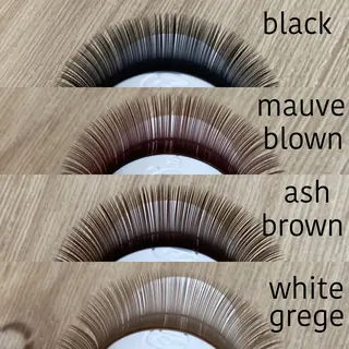 マツエク・マツパ RARA所属・【𝐑𝐀𝐑𝐀】 eyelashのマツエク・マツパデザイン