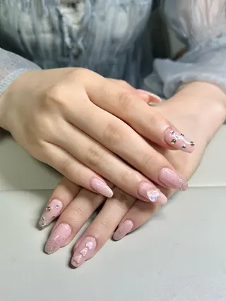 ネイル コウ ヨウのネイルデザイン