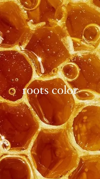 ミディアム カラー 束所属・毛流れセンターパート Sakiのヘアスタイル