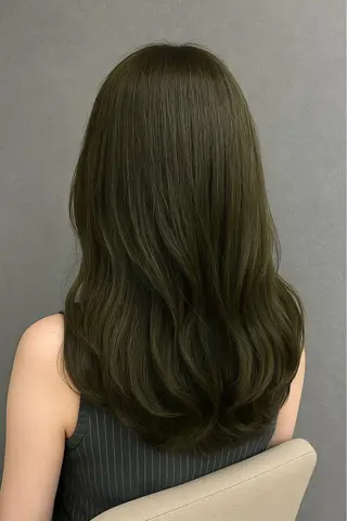 セミロング 透明感カラー🌟森本 龍星のヘアスタイル
