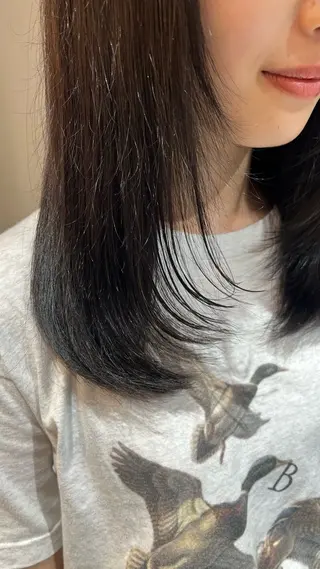 セミロング AVANCE.ens AKARIのヘアスタイル