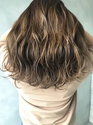 ロング 小澤大輔 YOLO hairのヘアスタイル