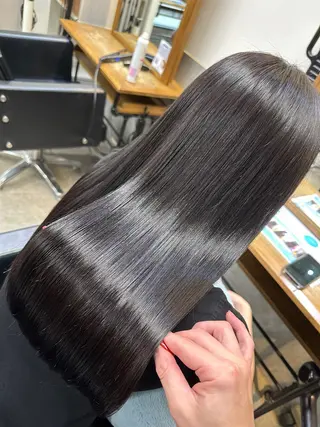 セミロング カラー 髪質改善特化サロン ICONIQ天神店のヘアスタイル
