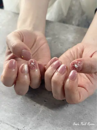 ネイル One's Nail Roomのネイルデザイン