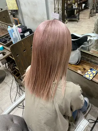セミロング カラー 艶髪/ハイトーン/ ヘアセット/モエノのヘアスタイル