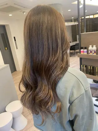 ロング カラー ハイトーン特化サロン 🍑momo🍑のヘアスタイル