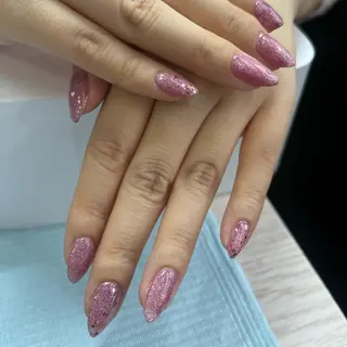 ネイル TRU NAOMI🫧のネイルデザイン