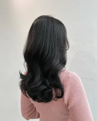 ロング ZA/ZA  AOYAMA所属・フェミニンスタイル/ 艶カラー/amiのヘアスタイル