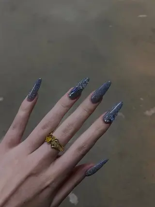 ネイル Nail Studio NEW MOON所属・NEW MOON takahoのネイルデザイン