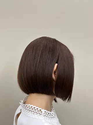 ショート カラー 高槻裕二 ショートボブ縮毛矯正のヘアスタイル