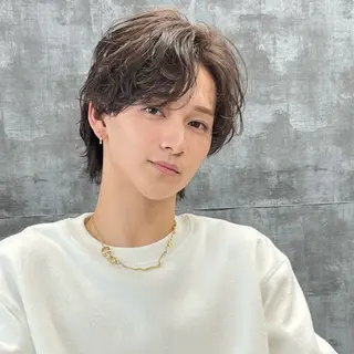 メンズ 表参道フェザーパーマ ニュアンスパーマのヘアスタイル