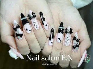 ネイル E.N🦋 長さ出し/持ち込みのネイルデザイン