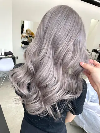 カラー 田中 莉香のヘアスタイル