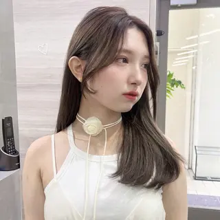 ロング カラー ナツミ/透明感カラー /酸性ストレートのヘアスタイル