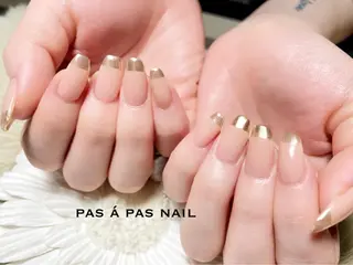 ネイル Yakko pas á pasのネイルデザイン