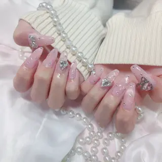 ネイル Rola所属・⟡˖· まゆり꙳⟡のネイルデザイン