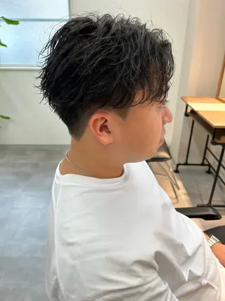 パーマ メンズ フェザーパーマ/韓国 /メンズカット保立のヘアスタイル