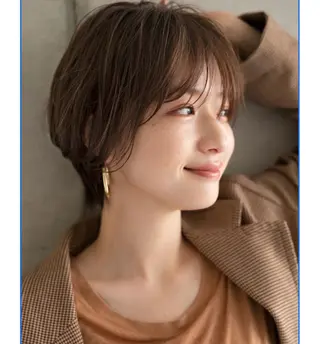 ショート 加藤木麻彩 NEROのヘアスタイル