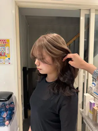 カラー 🍓URARA 🥀最強ハイトーン❤のヘアスタイル