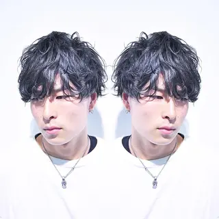 ミディアム パーマ メンズ 及川シゲル 髪質改善講師のヘアスタイル