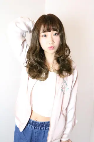 ミディアム セミロング ロング カラー パーマ LUCK本厚木 浦住 貴大のヘアスタイル