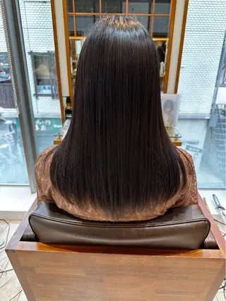 セミロング カラー ヤマシタ ユウタのヘアスタイル