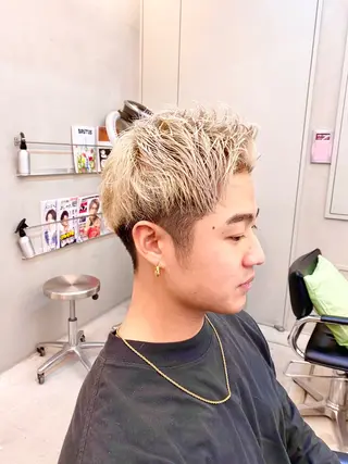 ショート カラー メンズ 透明感・ハイトーン・ 艶カラー/若林のヘアスタイル