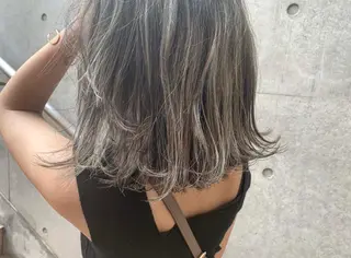 ミディアム カラー box mico. mutsumiのヘアスタイル