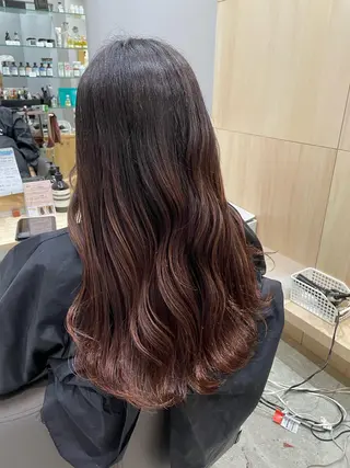 ロング miloc那覇 MIKUのヘアスタイル
